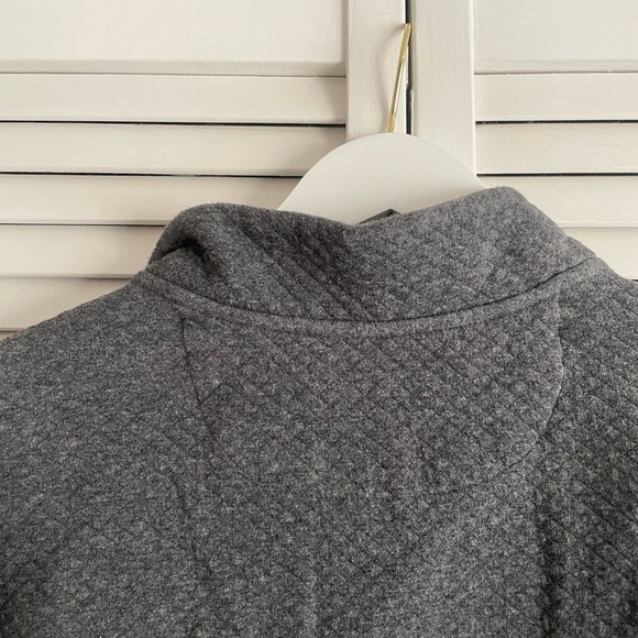 Johnston & Murphy | Men’s Quilted Quarterzip Pullover - Picture 5 of 9